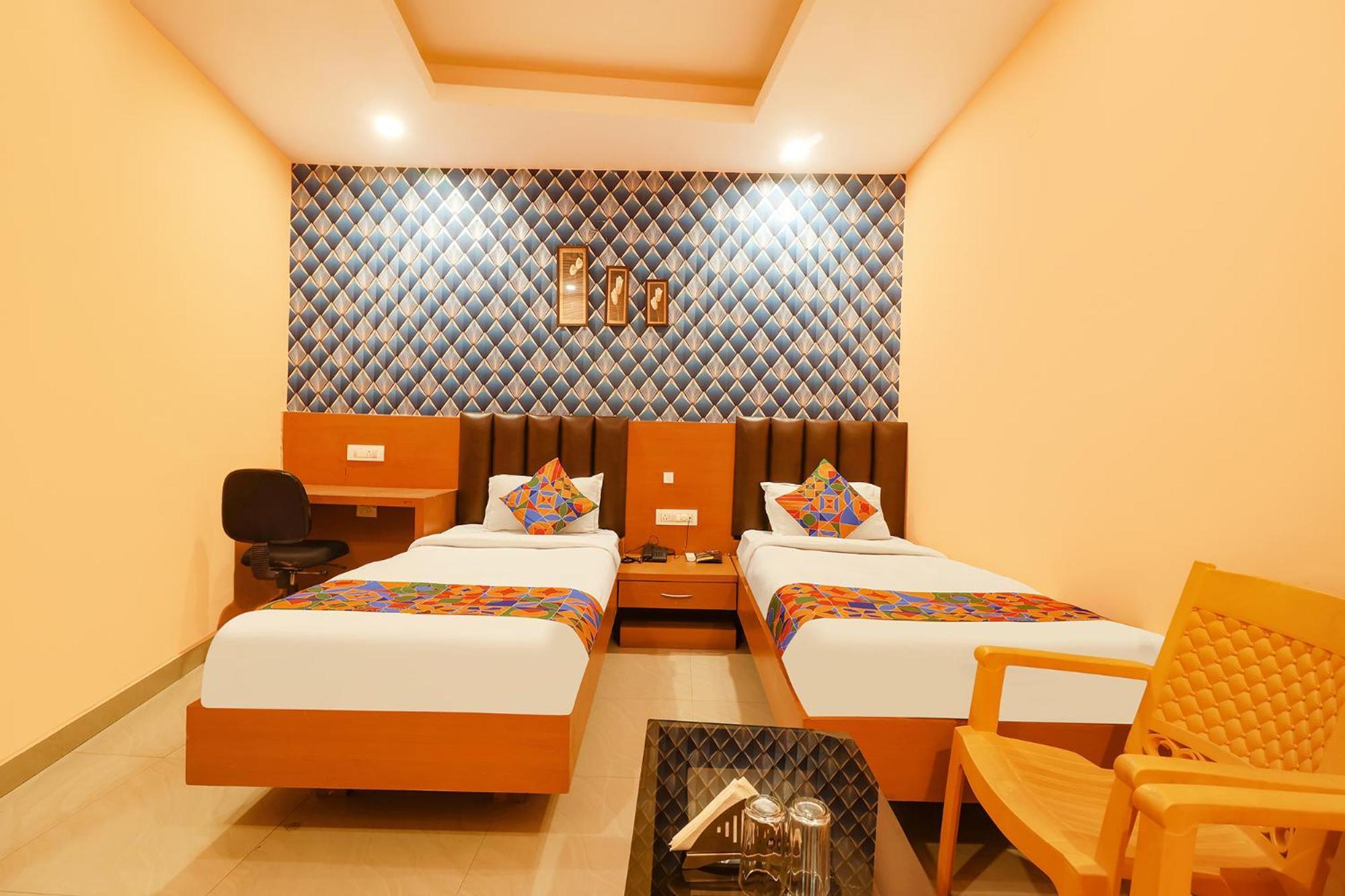 Fabhotel Crown Plaza Ranchi Exterior photo