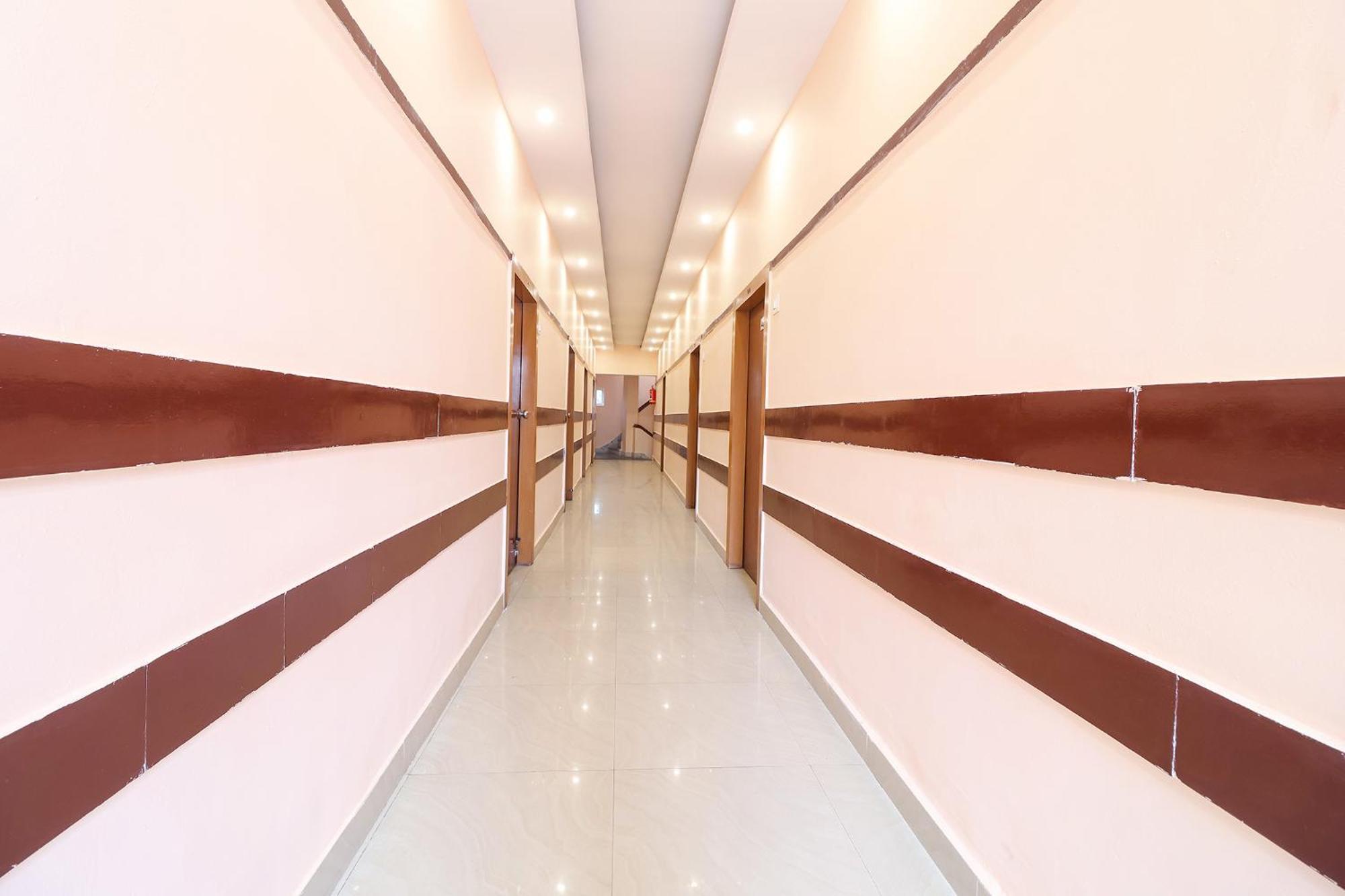 Fabhotel Crown Plaza Ranchi Exterior photo
