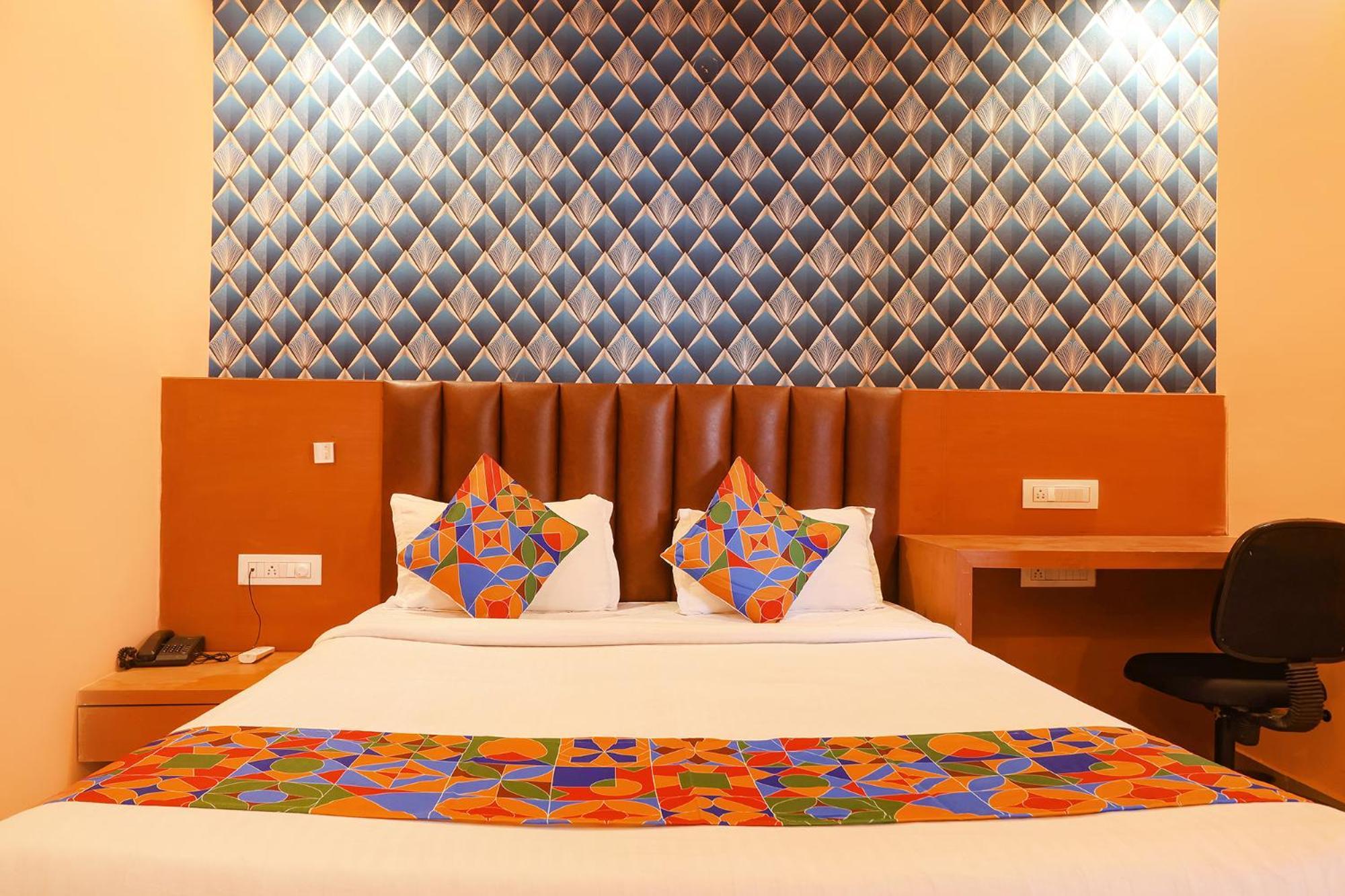 Fabhotel Crown Plaza Ranchi Exterior photo